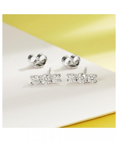 0.3/0.5/1CT Moissanite Stud Earrings for Women, 925 Sterling Silver 18K White Gold Plated Moissanite Stud Earrings Hypoallerg...